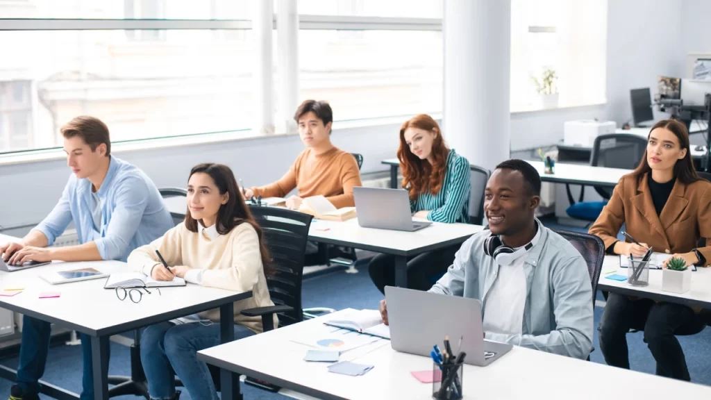 Mesas para aulas de informatica
